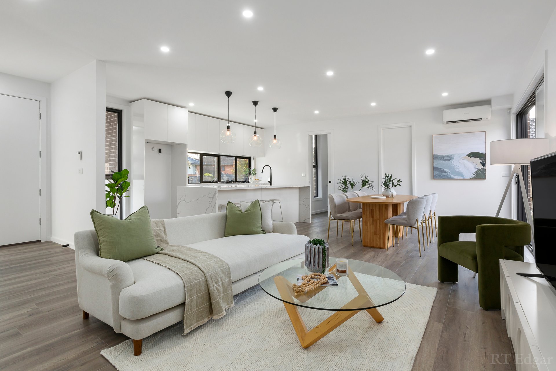 Property Gallery Thumbnail 5