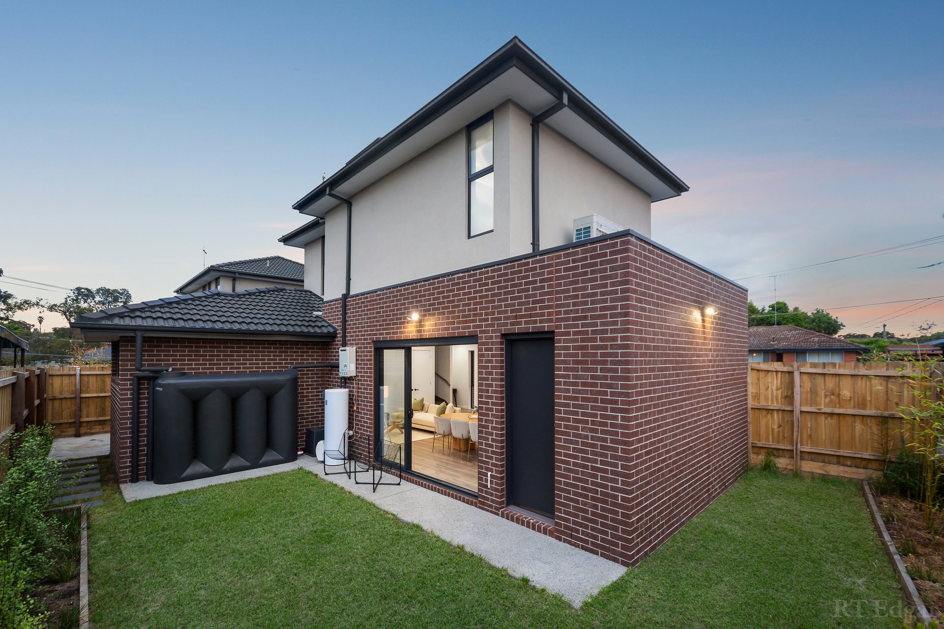 Property Gallery Thumbnail 10