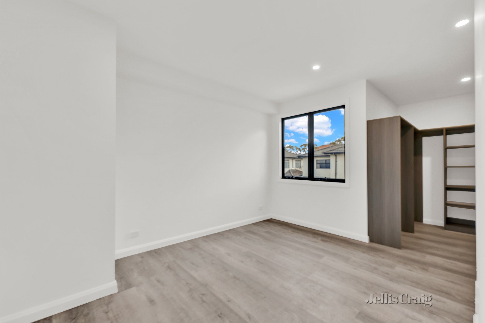 2A Murdo Road, Clayton image 5