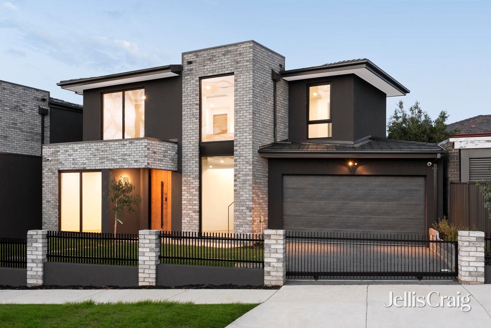 2A Paynes Road, Mount&nbsp;Waverley image 2