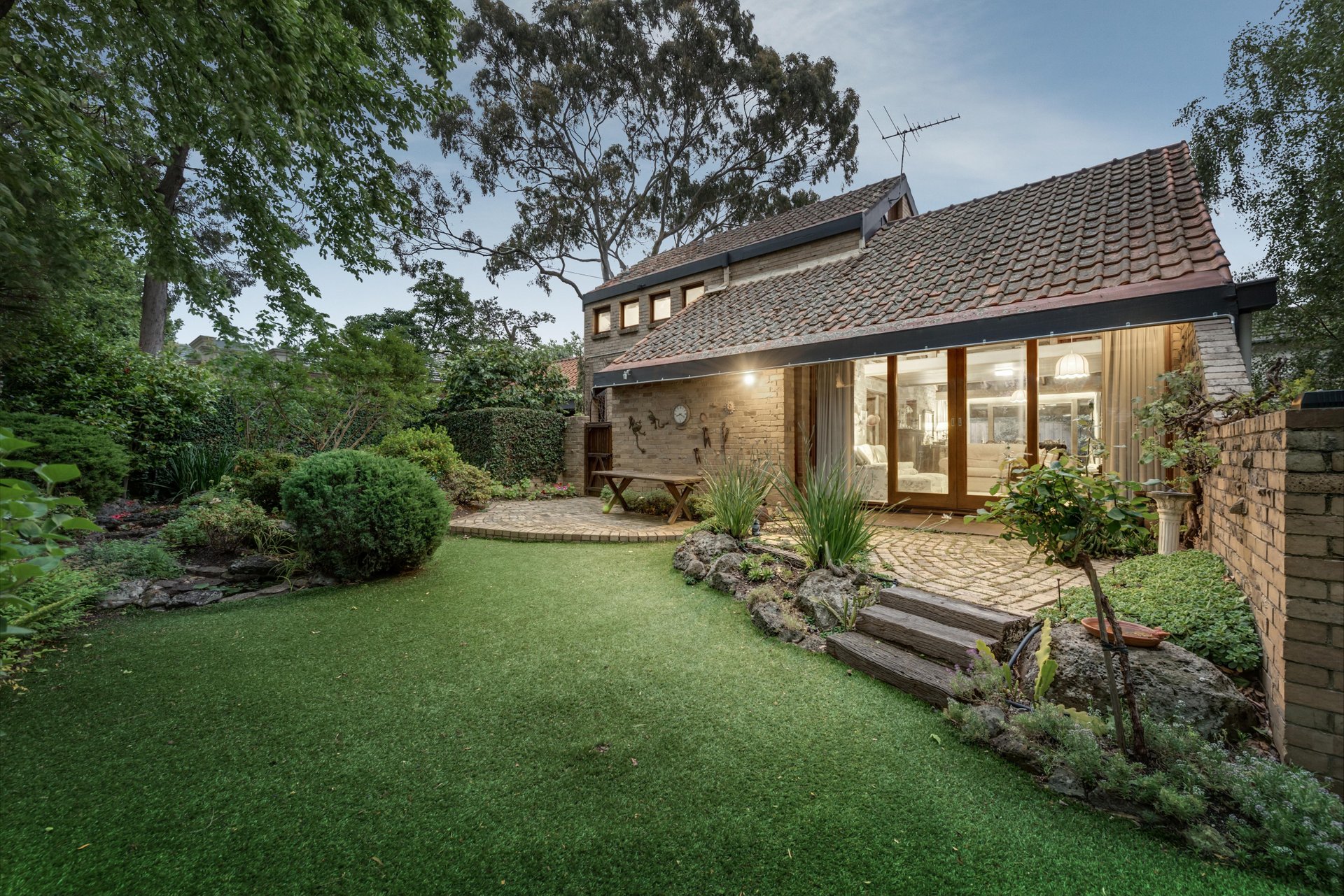 2A Pembroke Road, Balwyn image 9