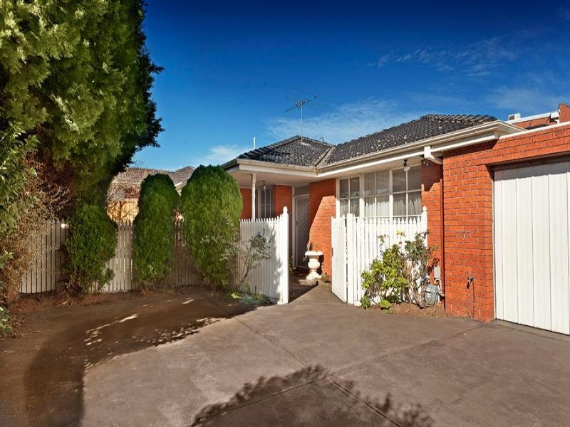 2a Pretoria Street, Deepdene image 1