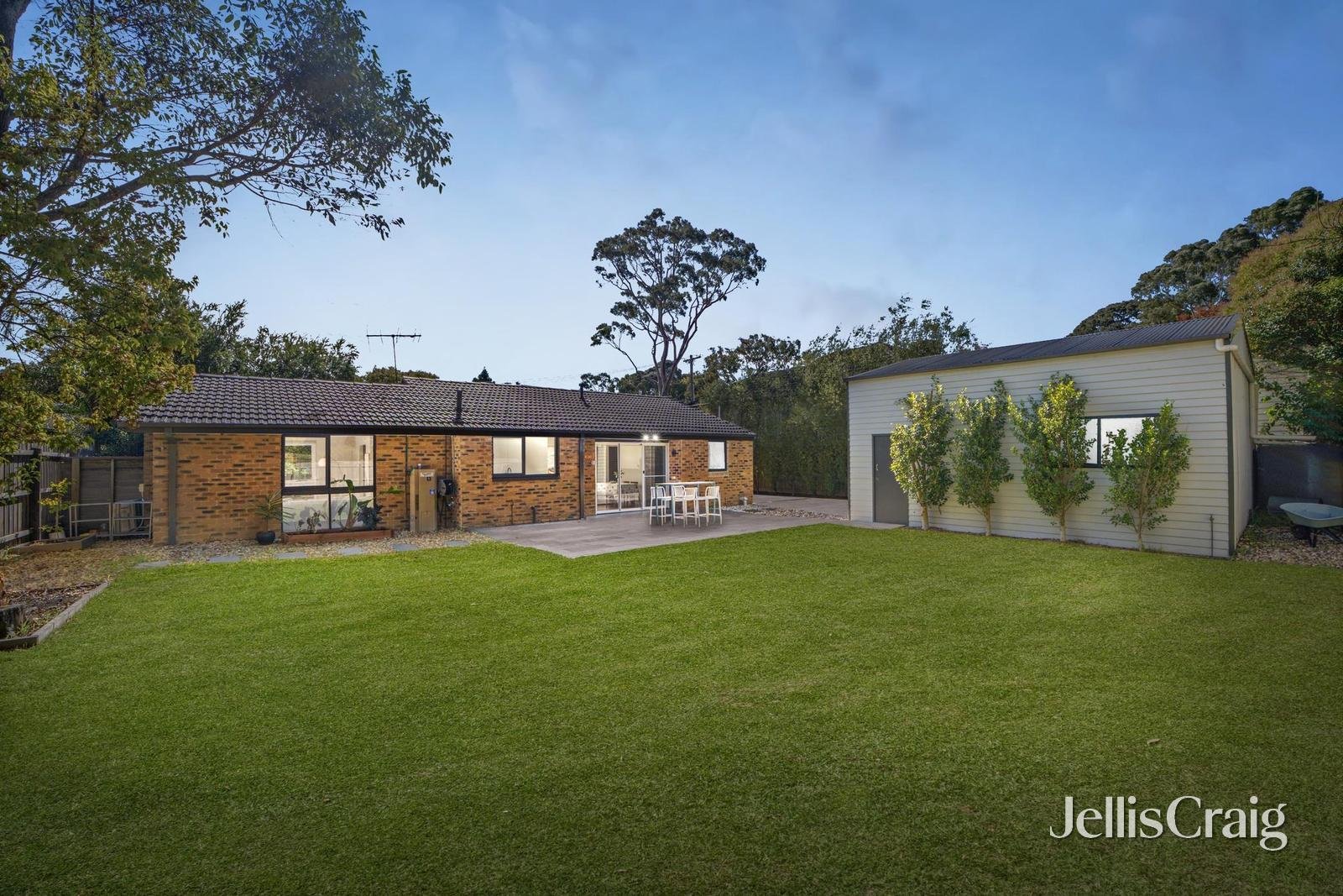 2A Price Street, Mitcham image 12