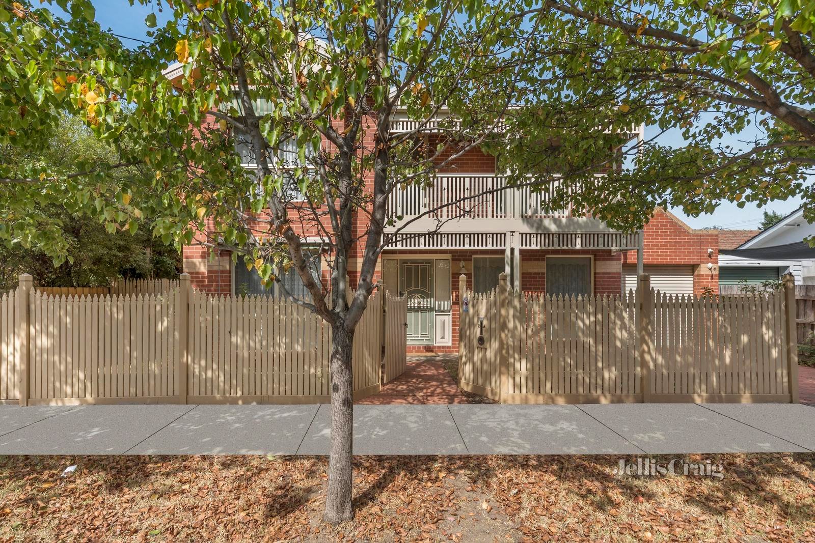 2A Prince Street, Essendon North image 1