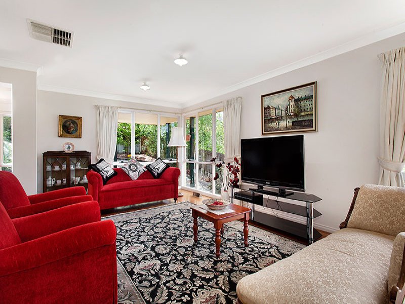 2A Rawlings Street, Surrey Hills image 3