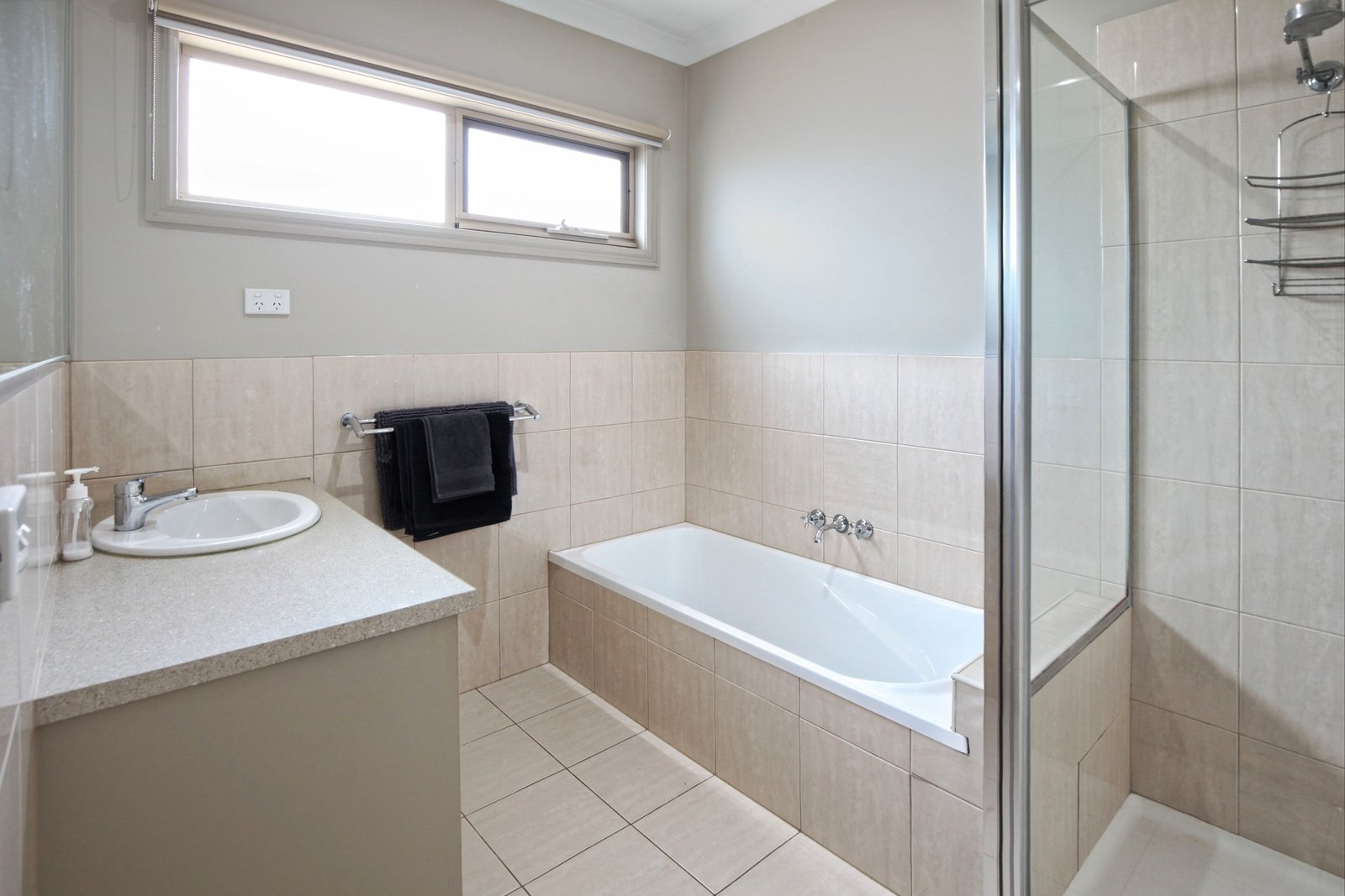 Property Gallery Thumbnail 8