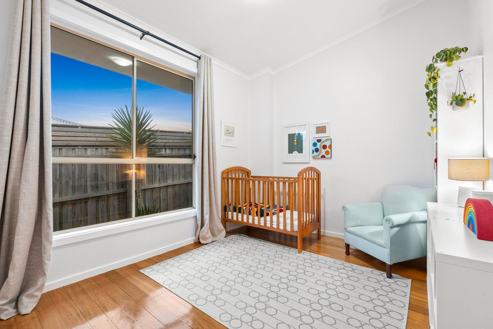 2A Royal Crescent, Hamlyn Heights image 11