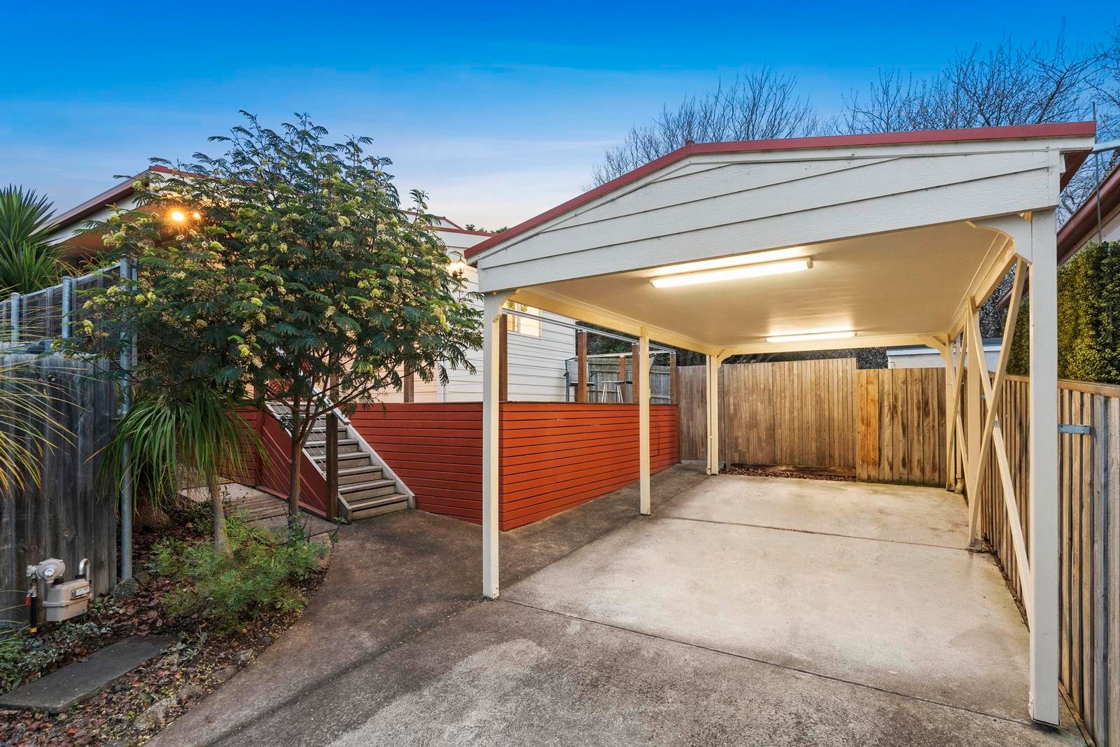 2A Royal Crescent, Hamlyn Heights image 15