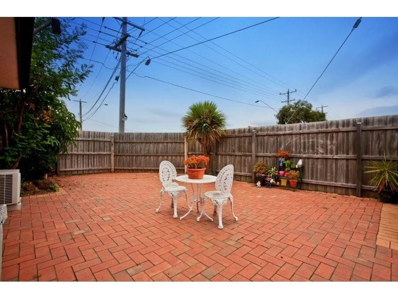 2A Rubeo Avenue, Altona Meadows image 7