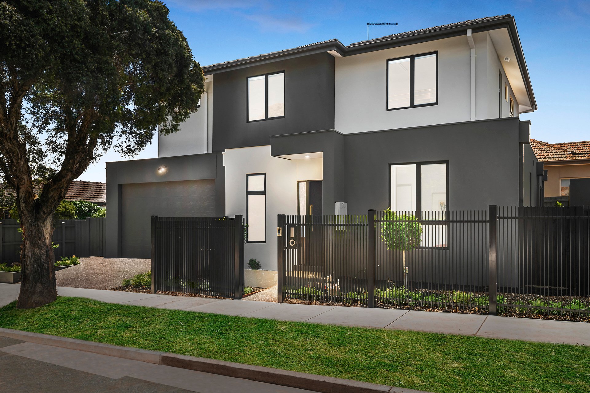 Property Gallery - Main Image