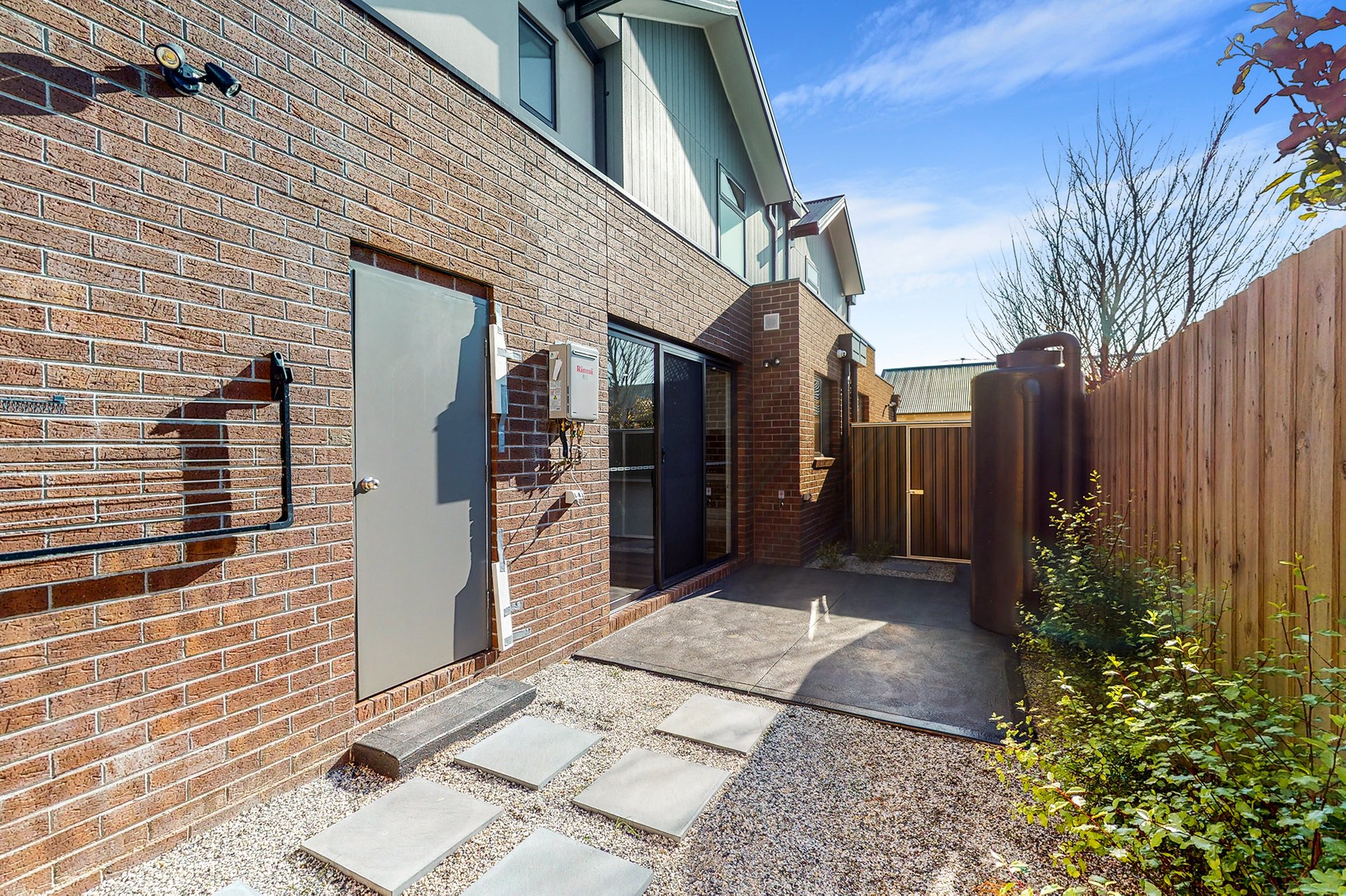 2A Salter Street, Essendon image 8