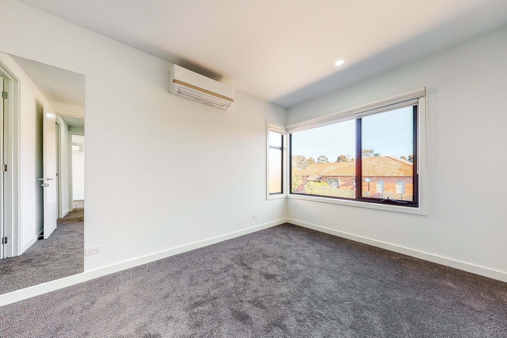2A Salter Street, Essendon image 6