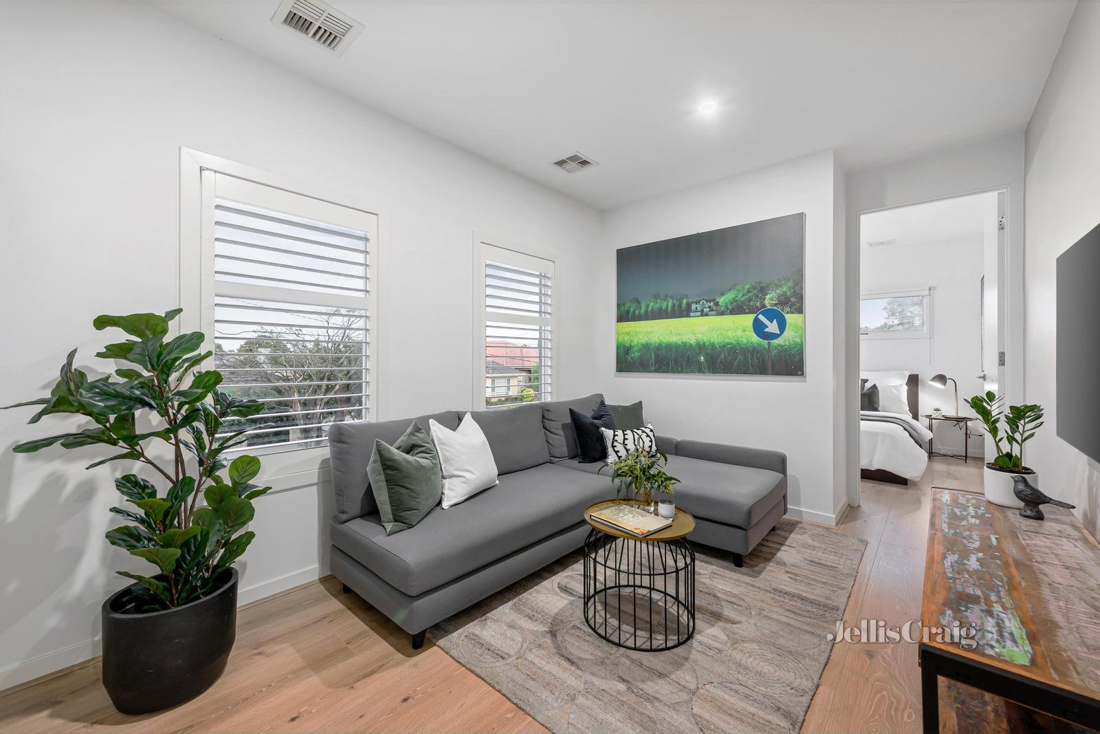 2a Seaview Avenue, Bentleigh image 5