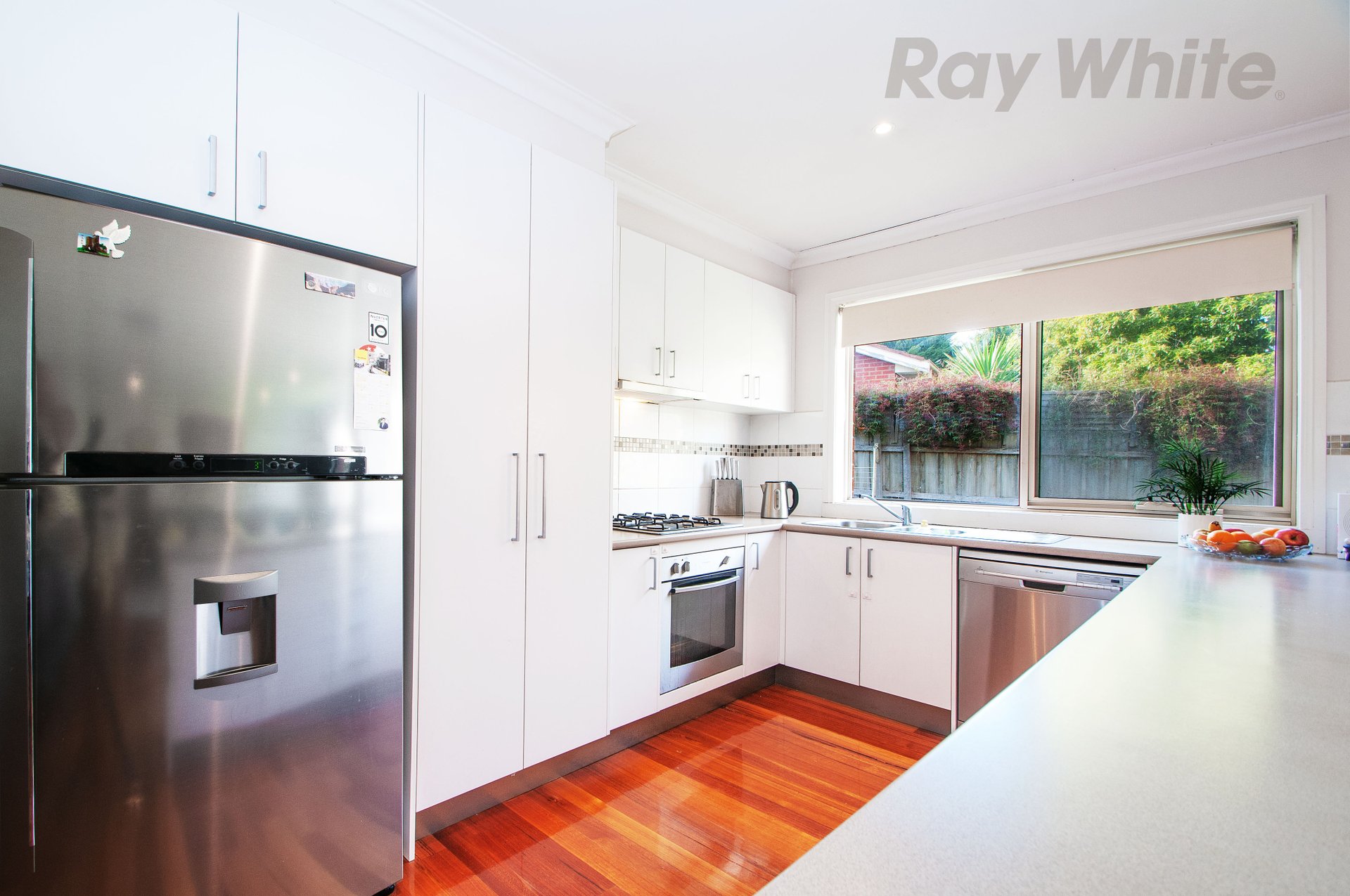 2A Sevenoaks Avenue, Croydon image 2