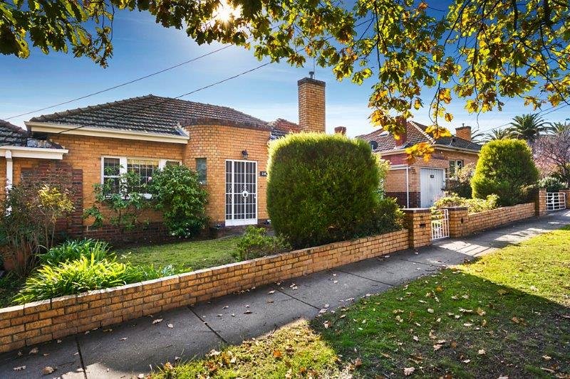 2A Shamrock Street, ESSENDON VIC 3040