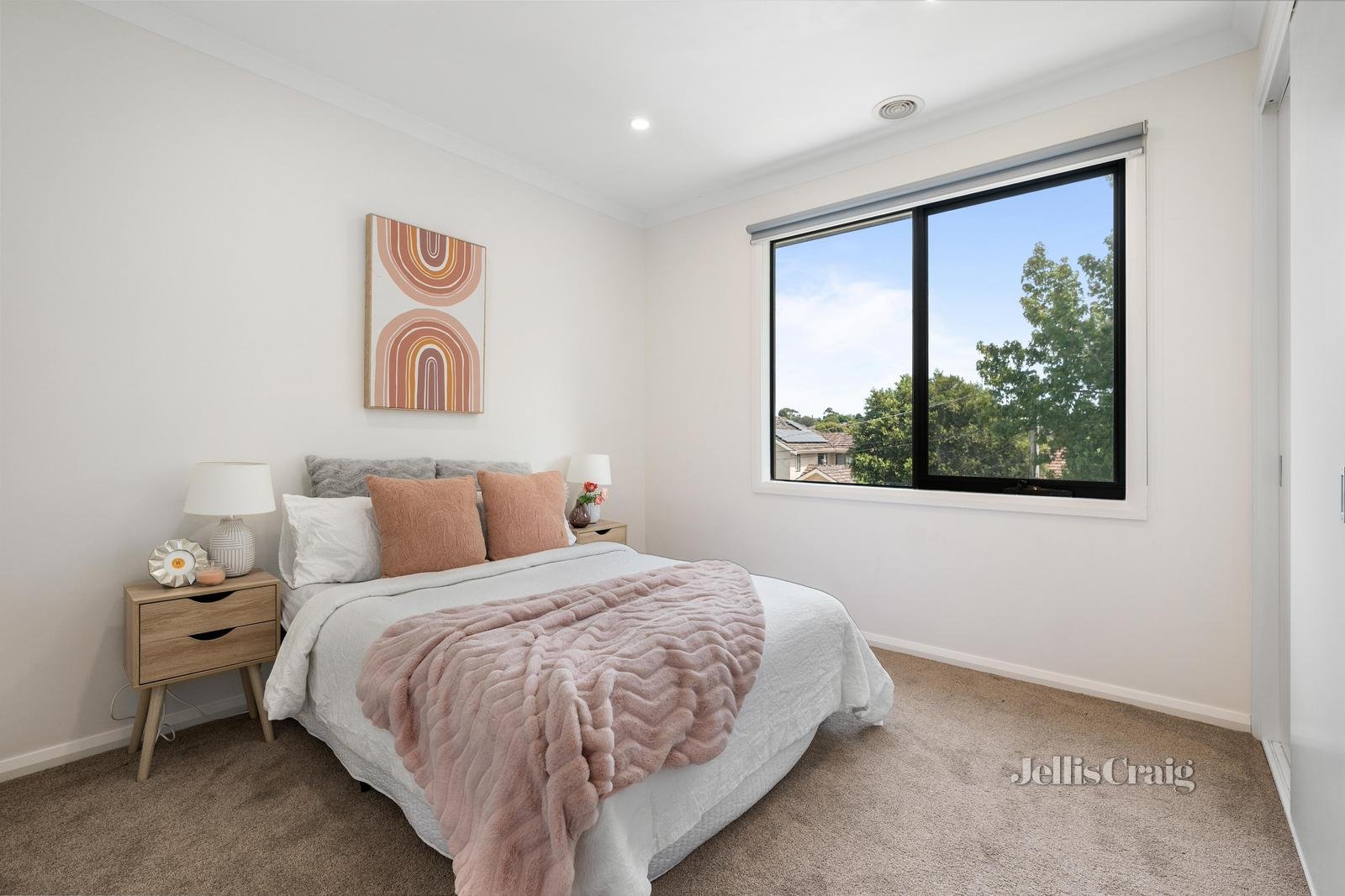 2A Shirley Avenue, Glen Waverley image 5