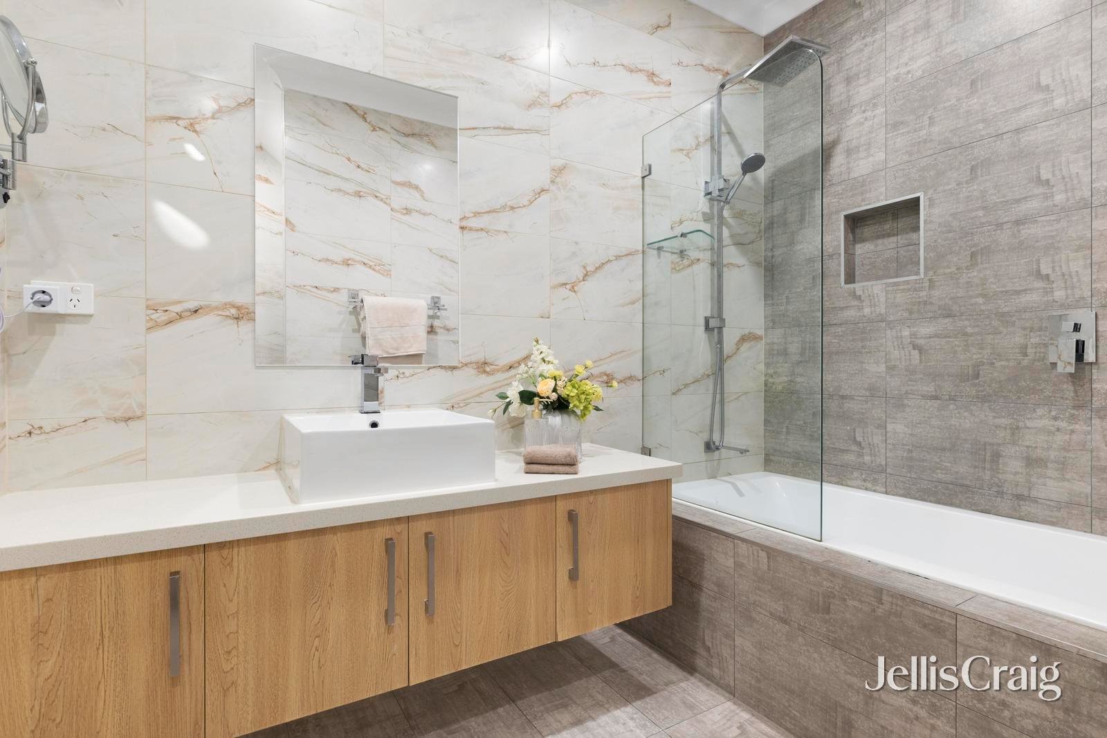 2A Shirley Avenue, Glen&nbsp;Waverley image 7