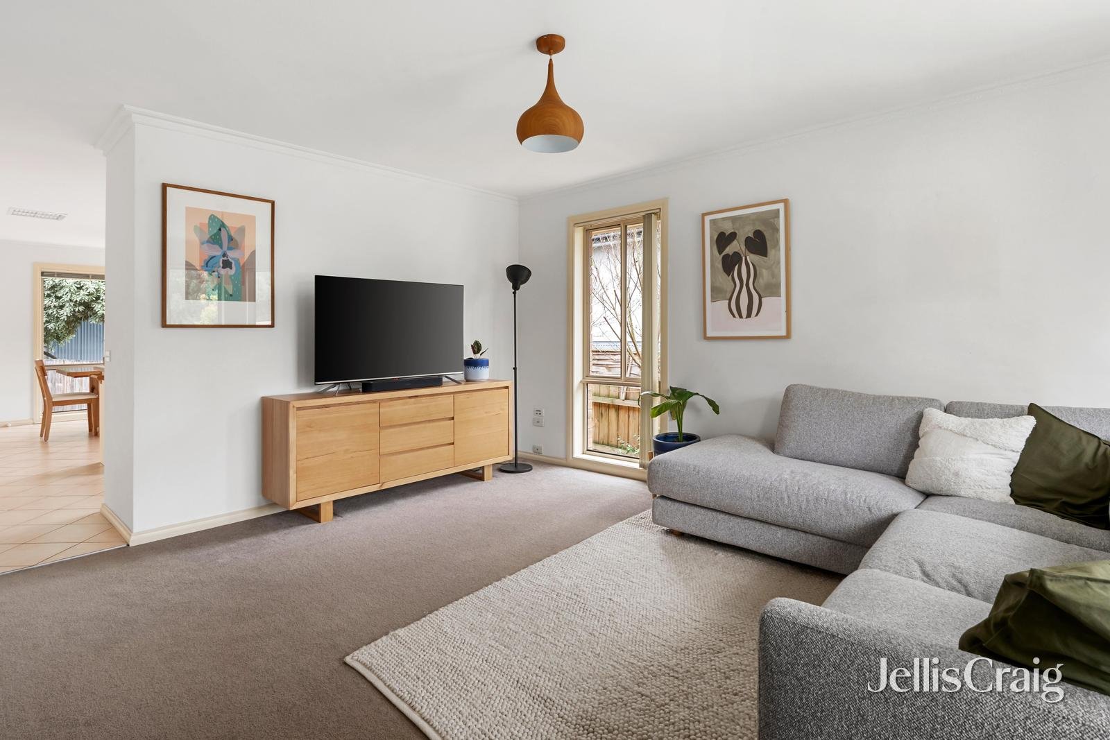 2A Simmons Court, Greensborough image 3