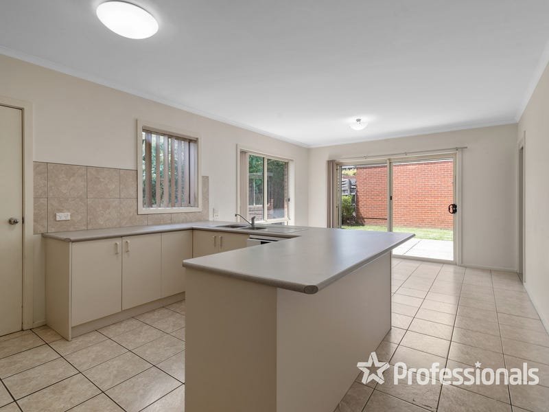 2A Springfield Avenue, Croydon image 5