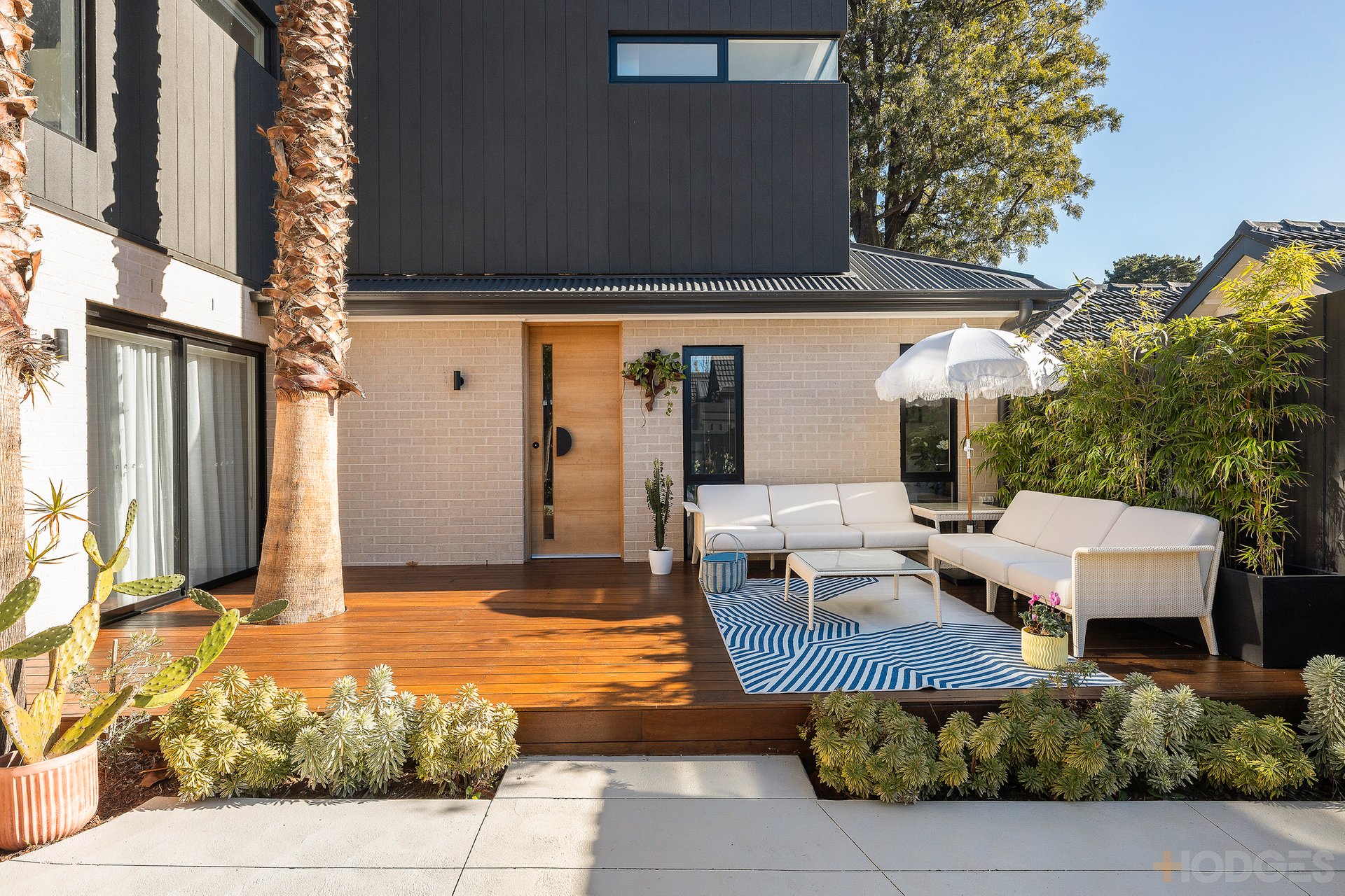 2A Stuart Avenue Cheltenham