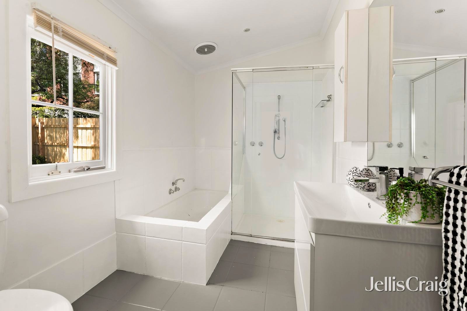 2A Unley Grove, Ascot Vale image 9