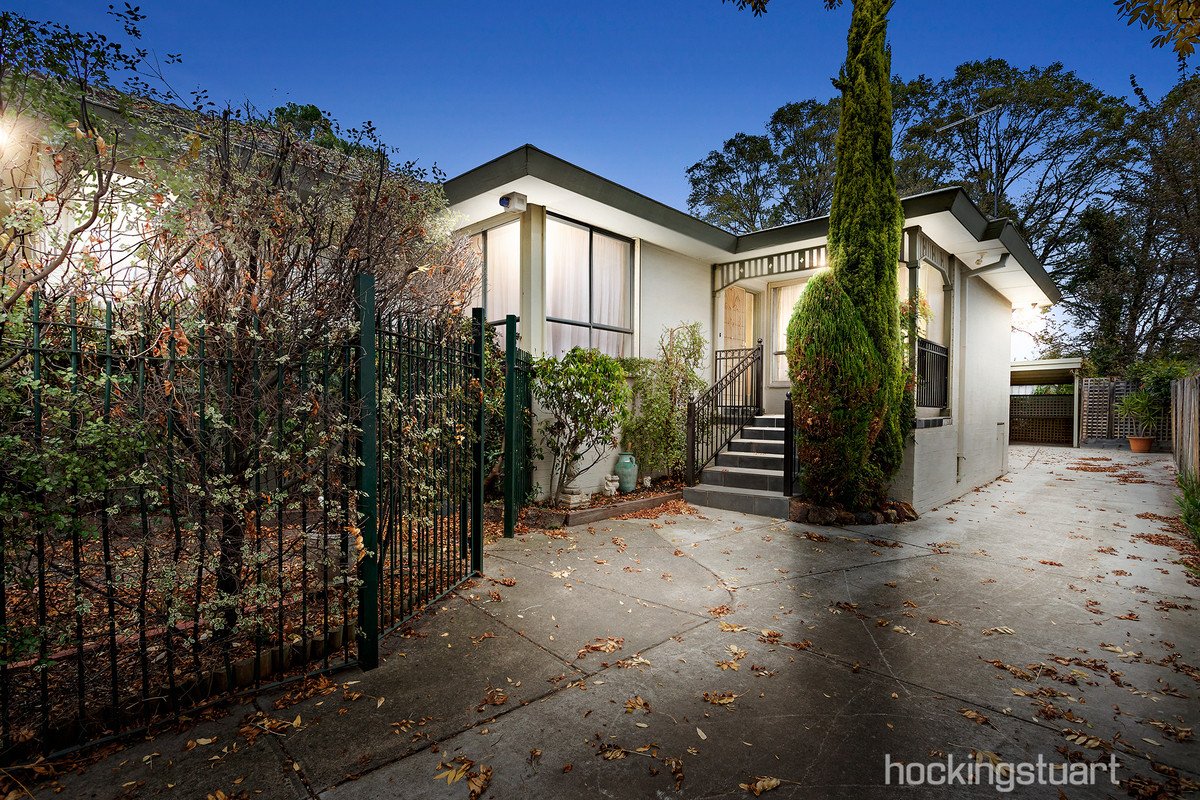 2A Woodhouse Grove, Box Hill North image 1