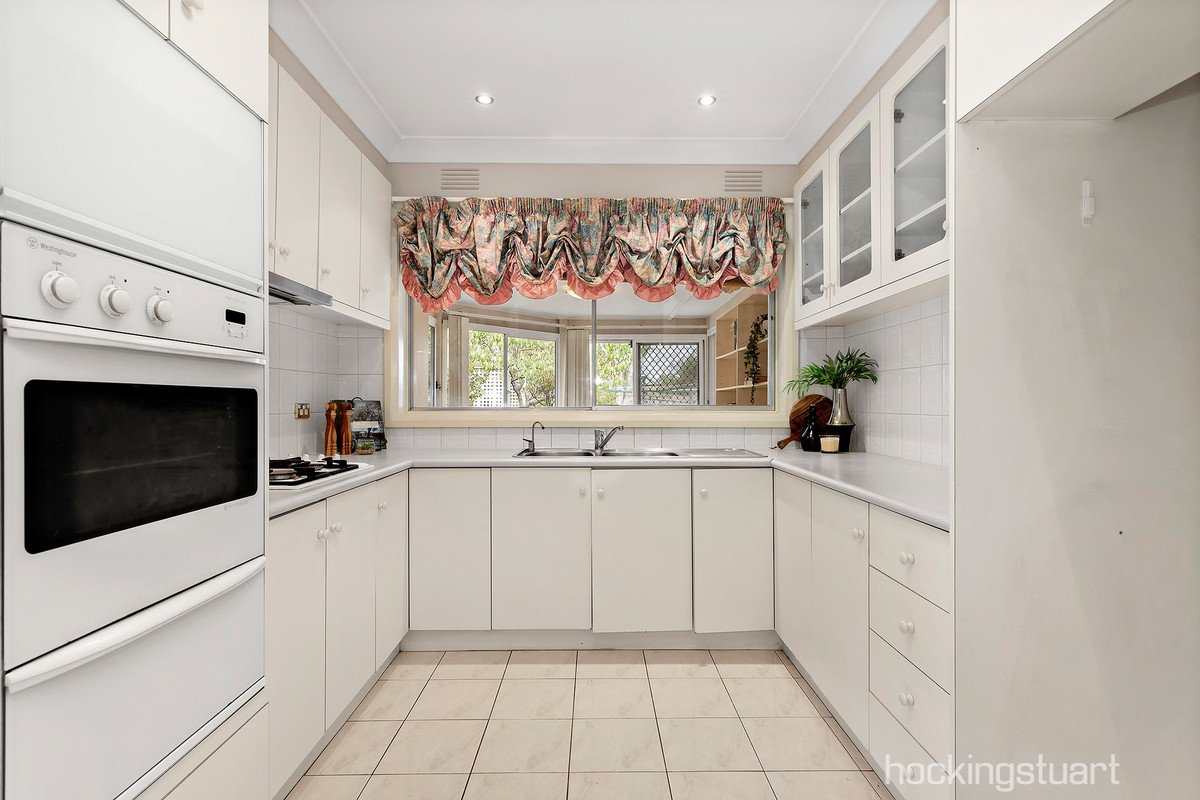2A Woodhouse Grove, Box Hill North image 5