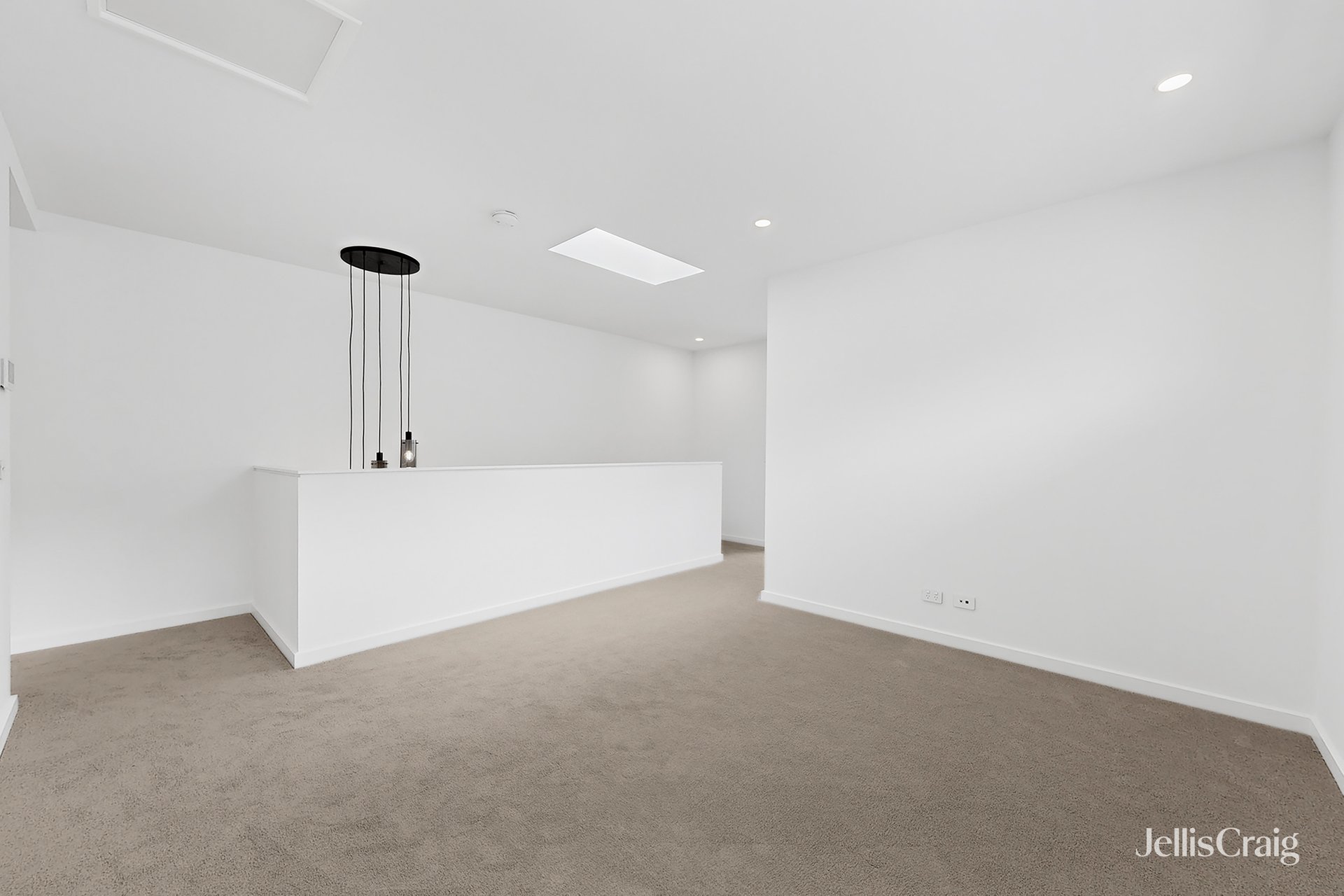 2B Blackshaw Street, Mckinnon image 8