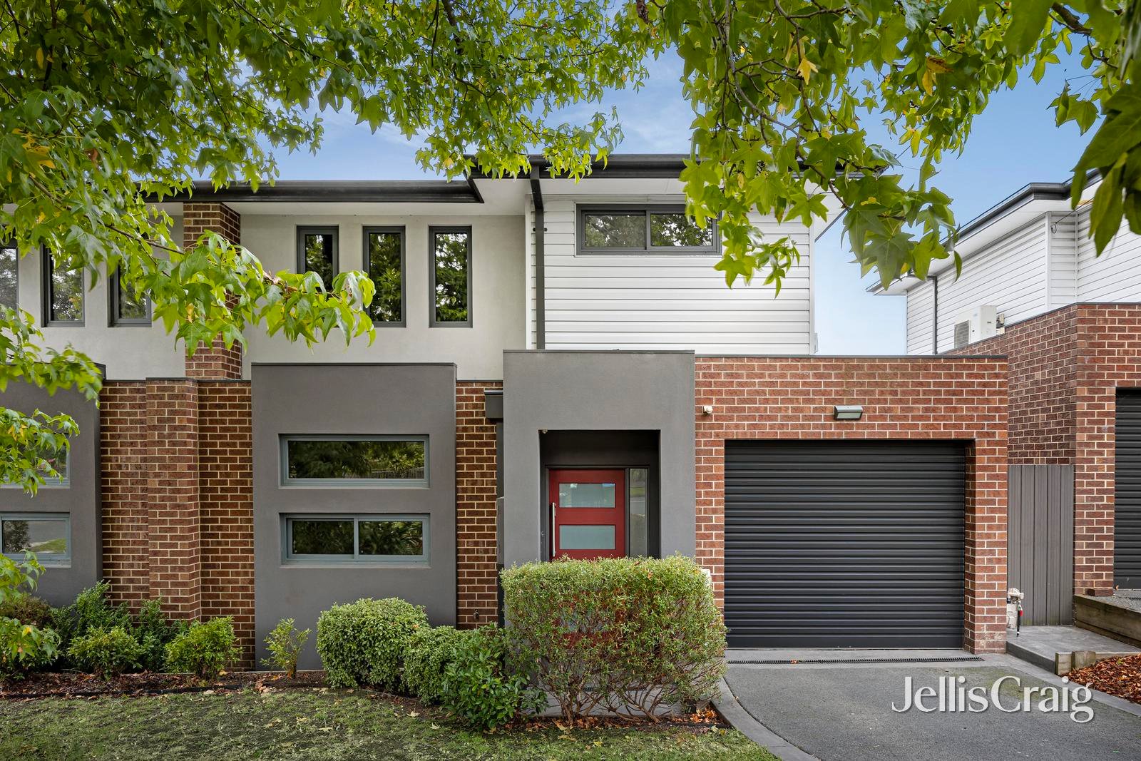 2b Diana Street, Croydon image 1