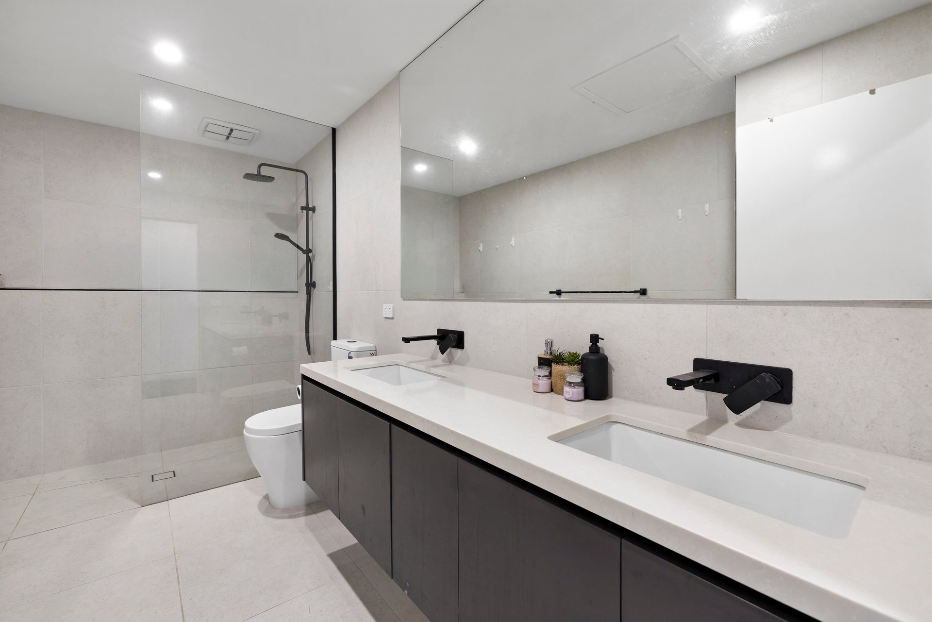 2B Durward Avenue, Glen&nbsp;Waverley image 6