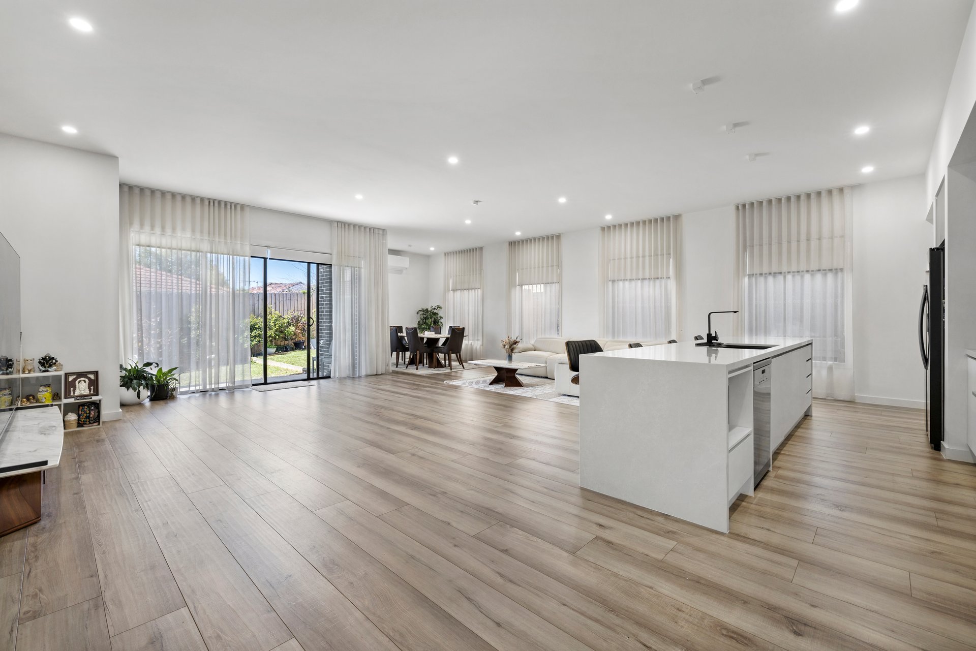 2B Durward Avenue, Glen&nbsp;Waverley image 3