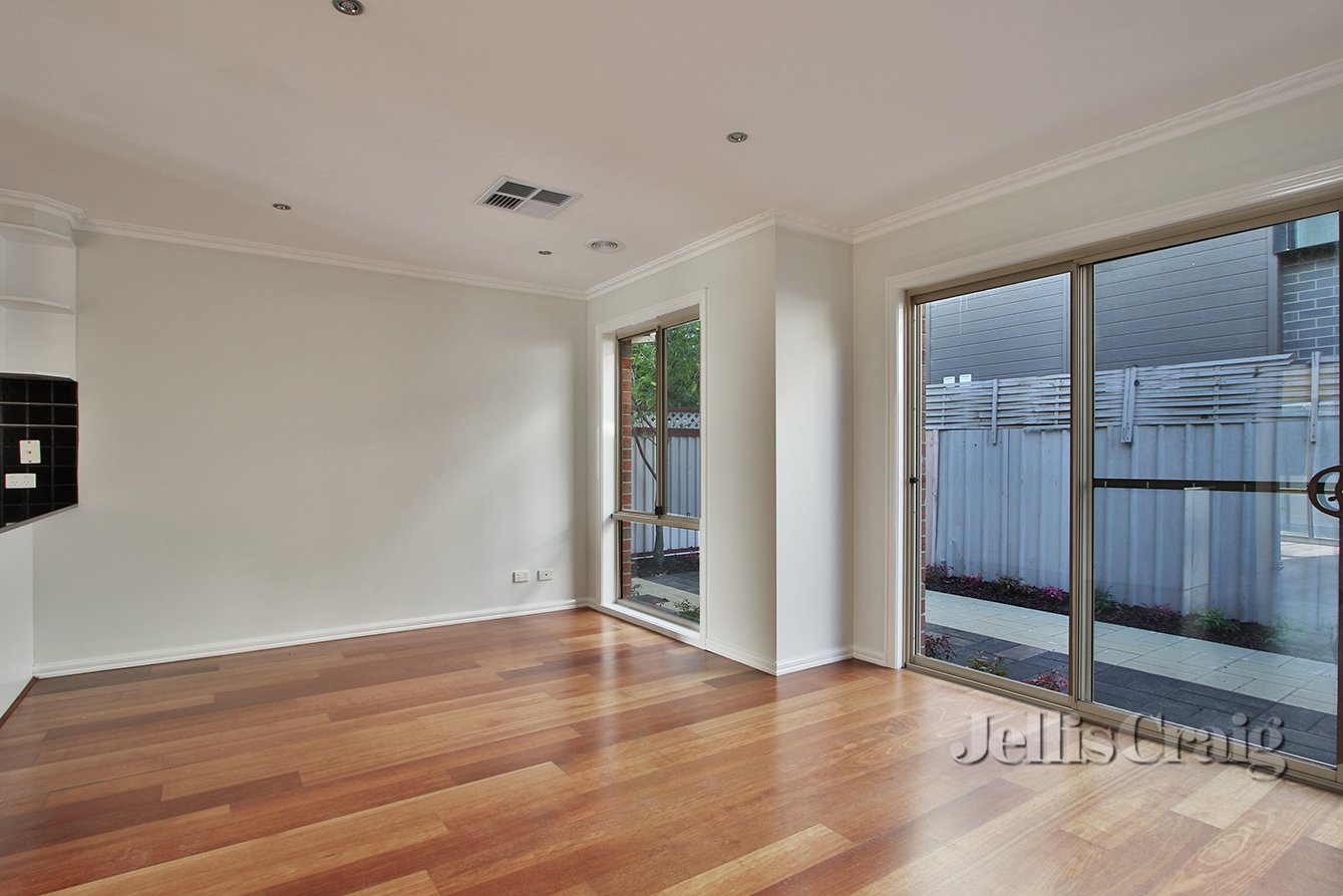 2B Florence Avenue, Donvale image 2