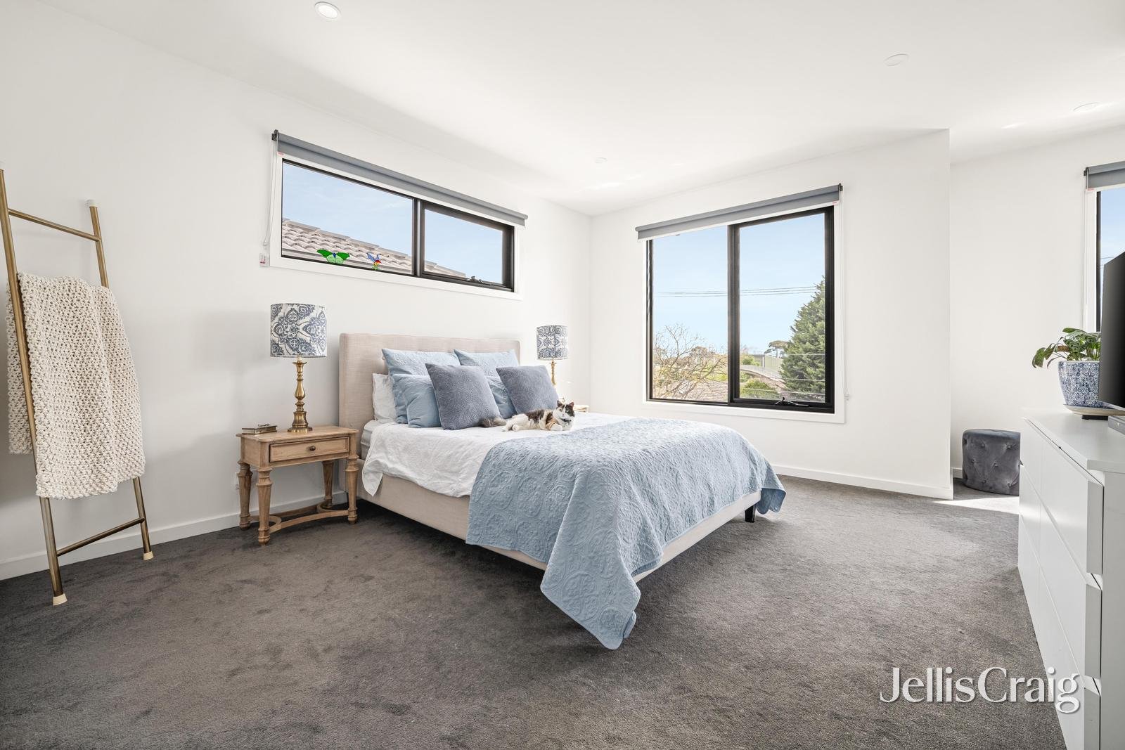 2B Linton Street, Moorabbin image 9