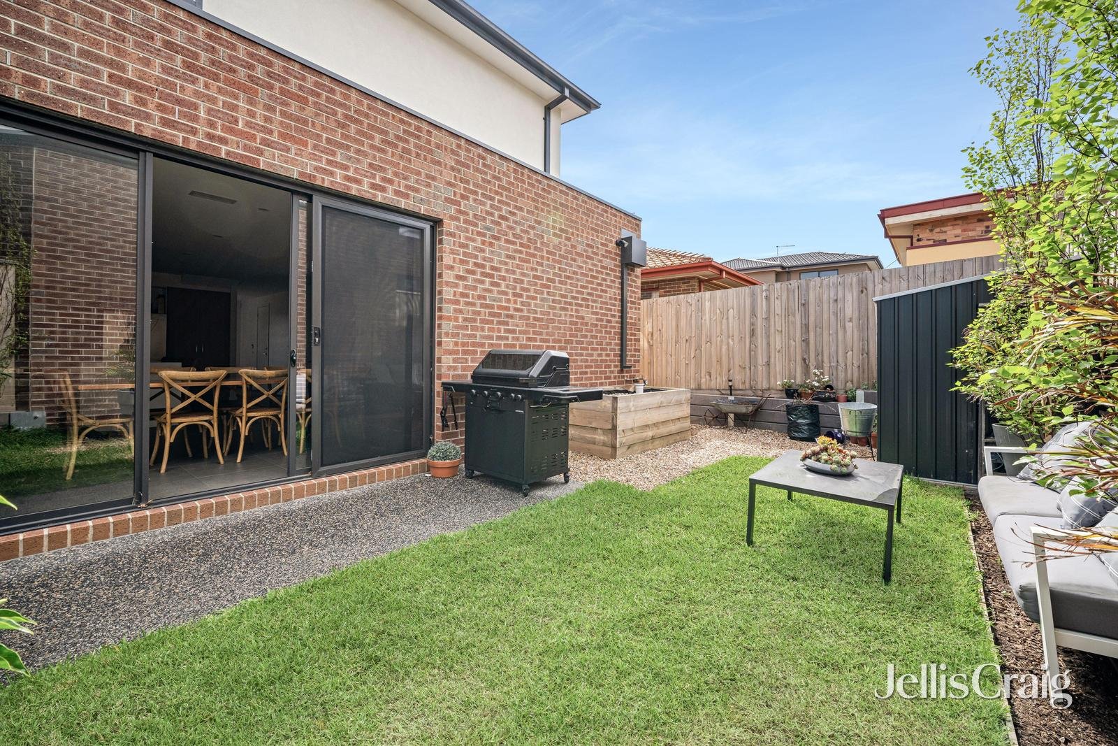 2B Linton Street, Moorabbin image 12