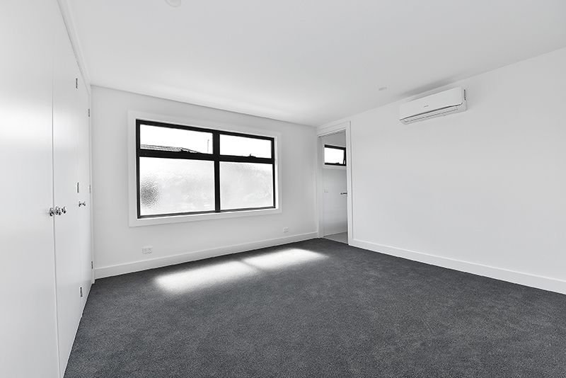 2B Montreal Street, Bentleigh image 6