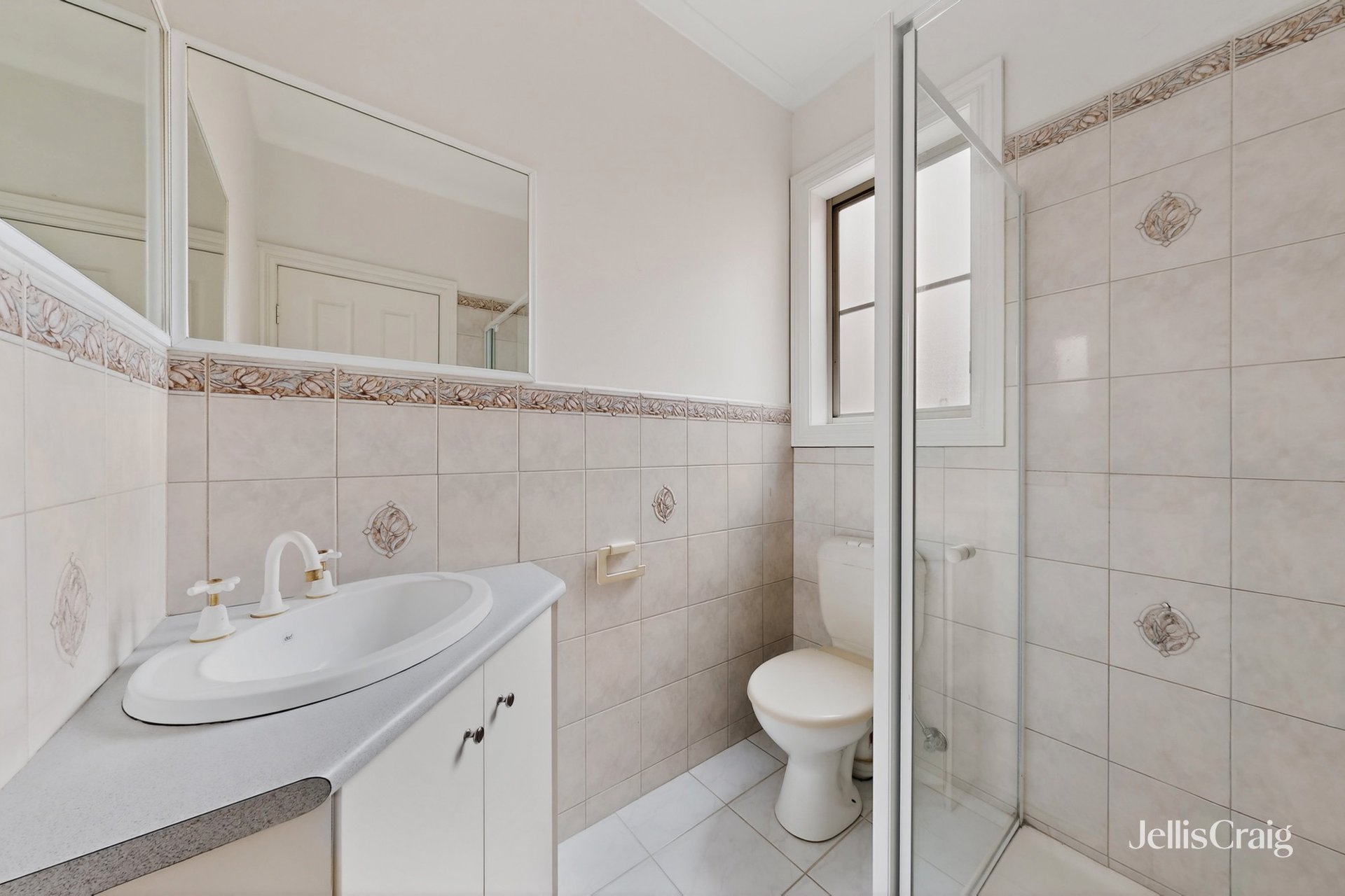 2B Renown Street, Burwood image 8