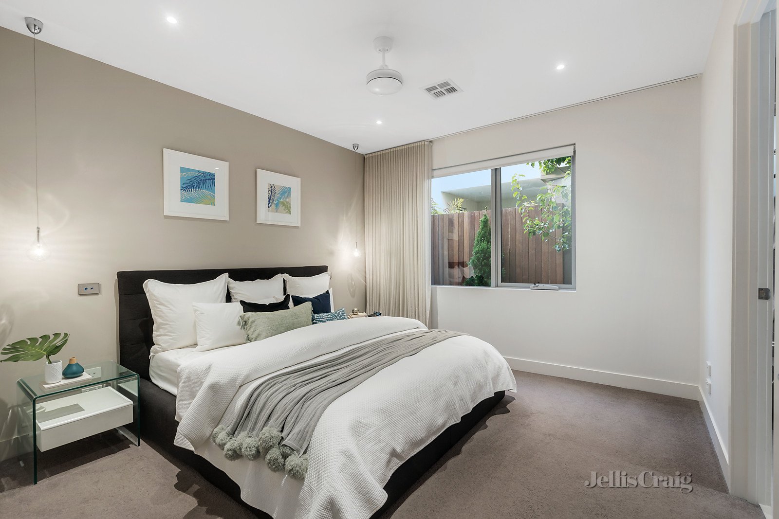 2b Ripley Grove, Caulfield North image 5