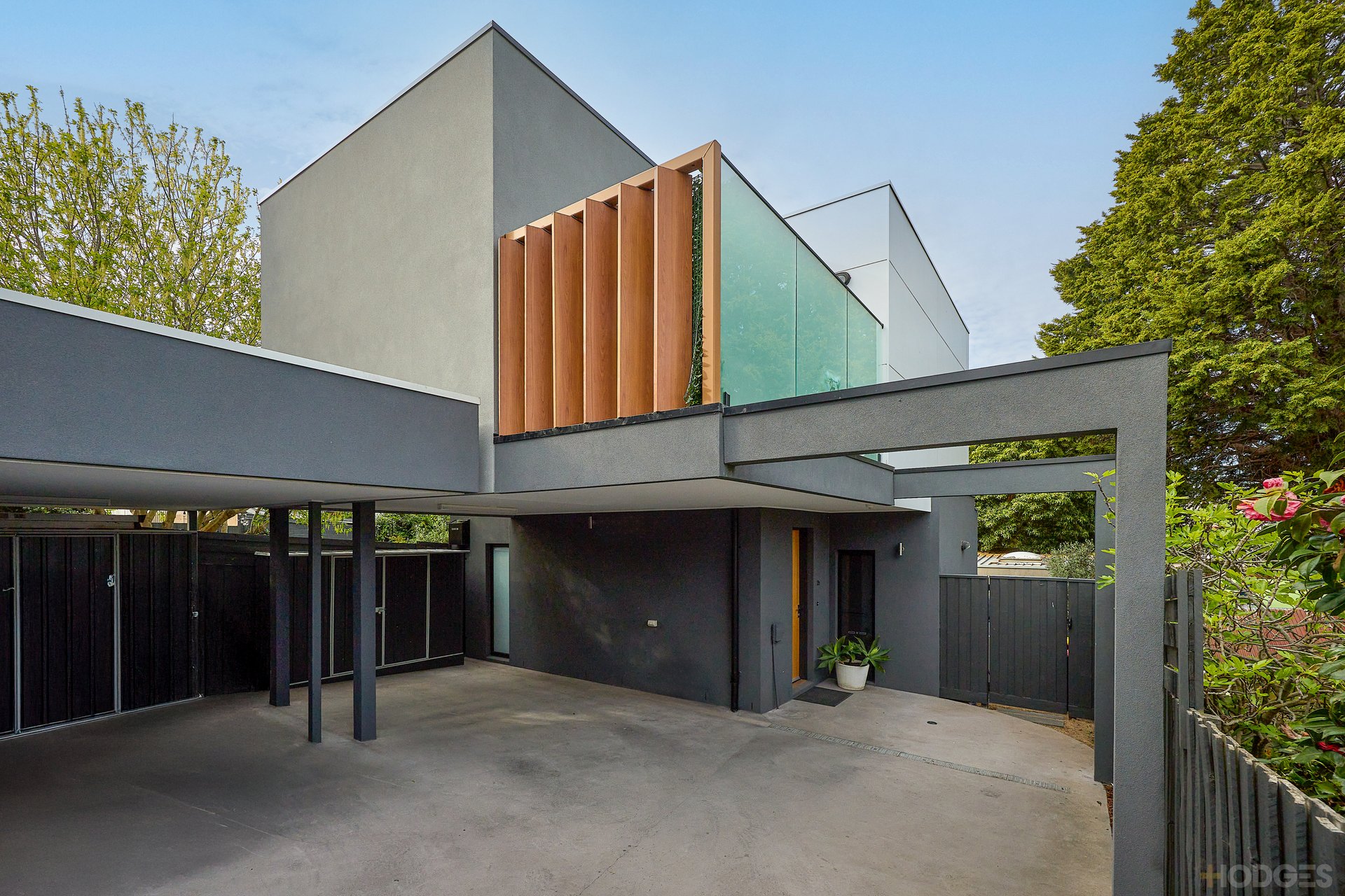 2B / 49 The Corso  Parkdale