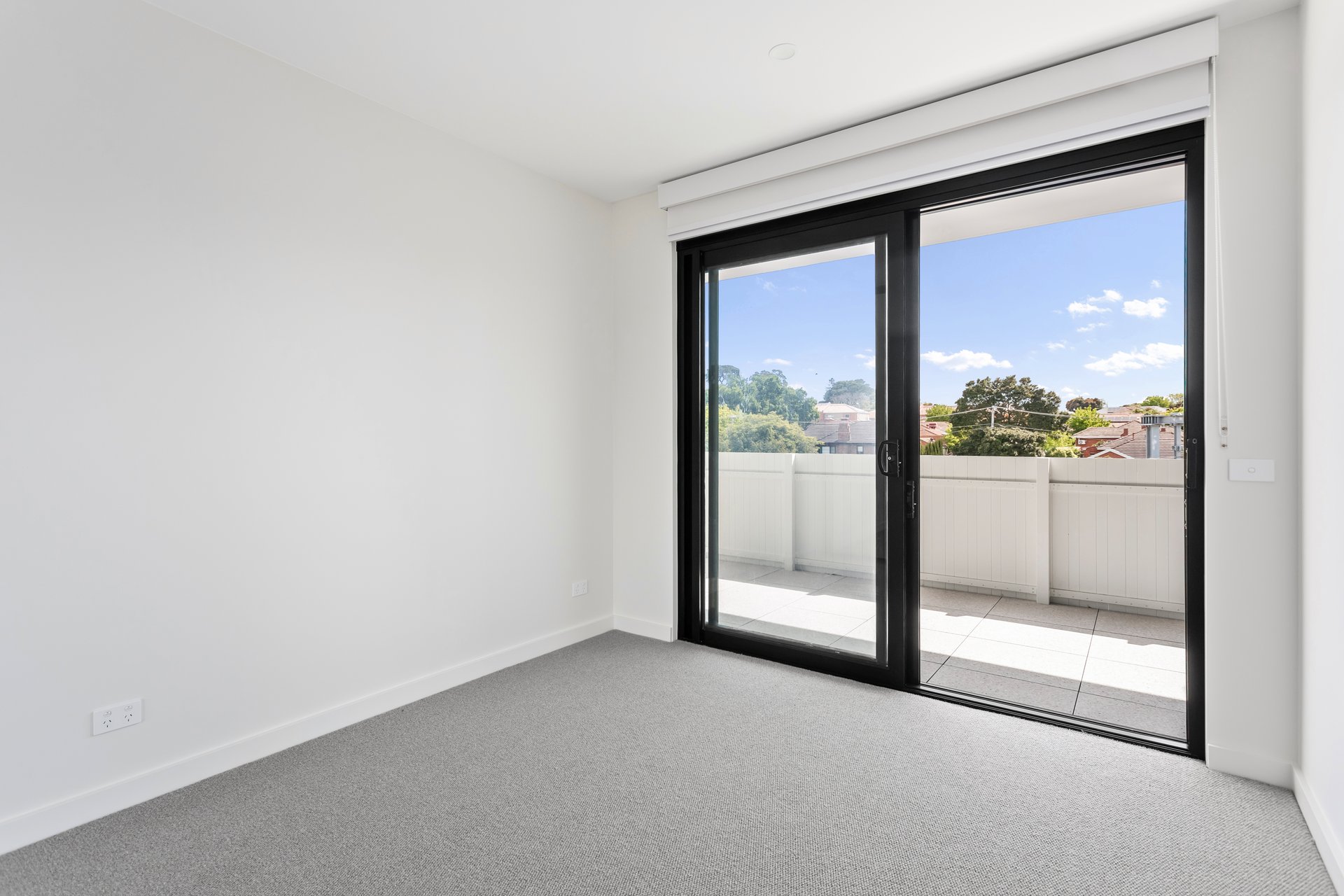 Property Gallery Thumbnail 5