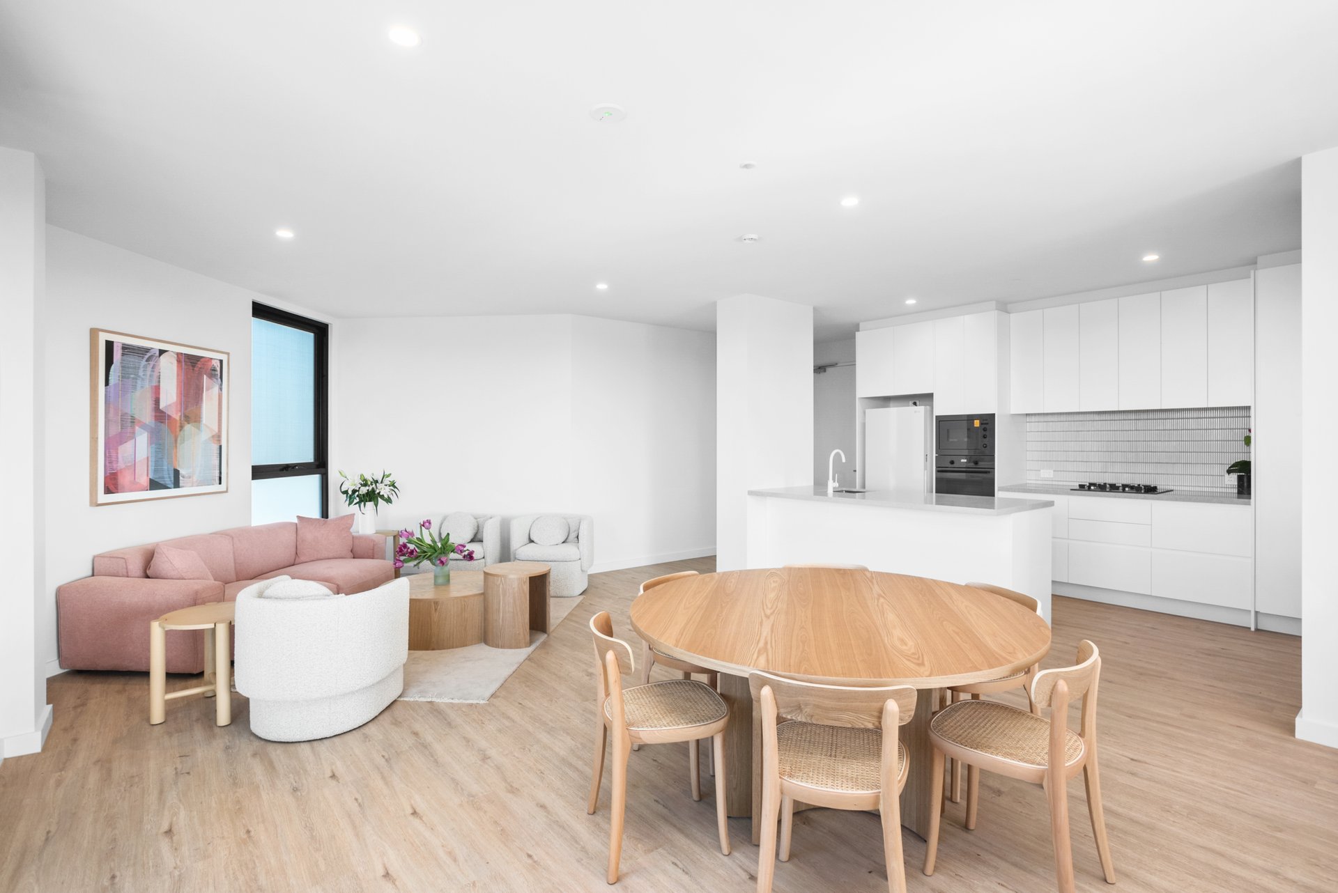 Property Gallery Thumbnail 11