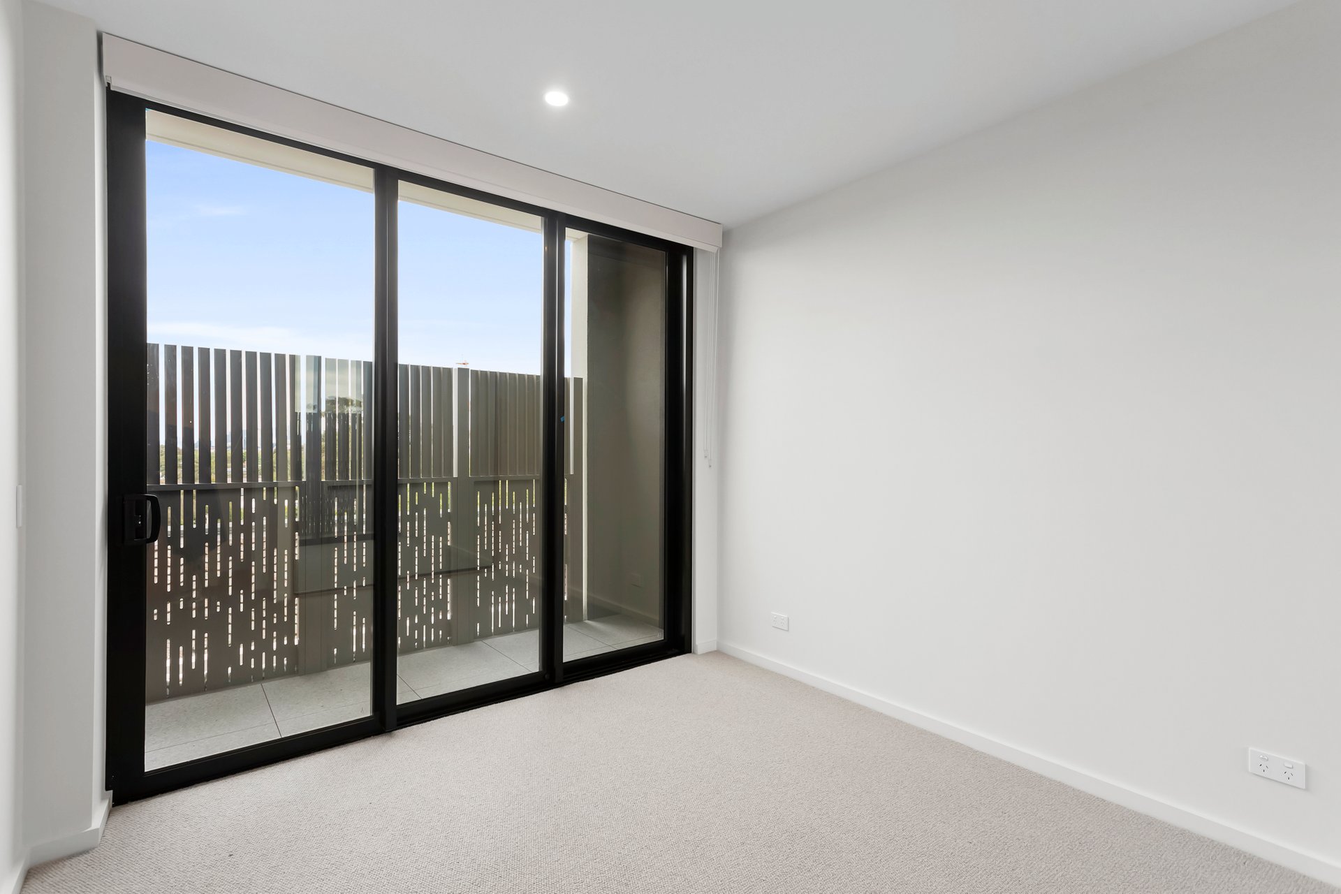 Property Gallery Thumbnail 5