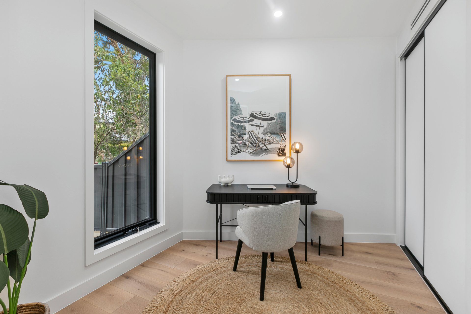 2C Basil Street, Newport image 11
