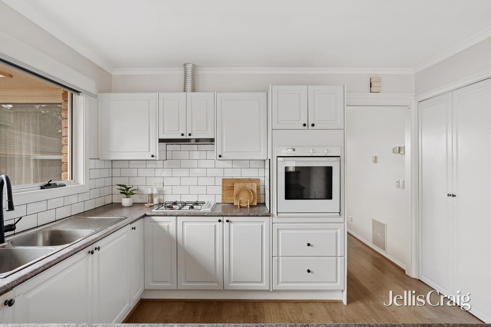 2C Boulton Court, Greensborough image 6