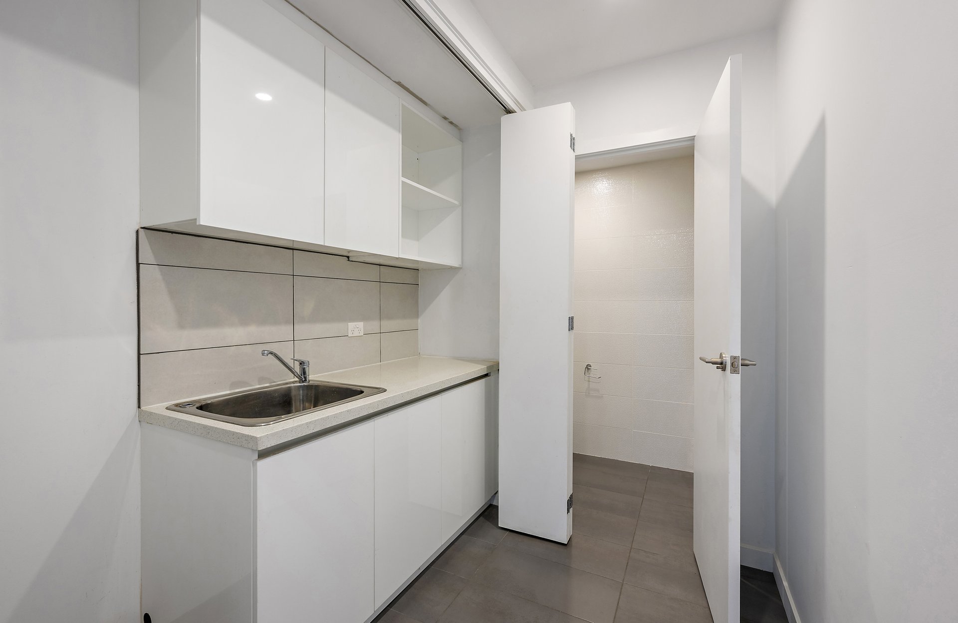 2C Diana Street, Croydon image 6