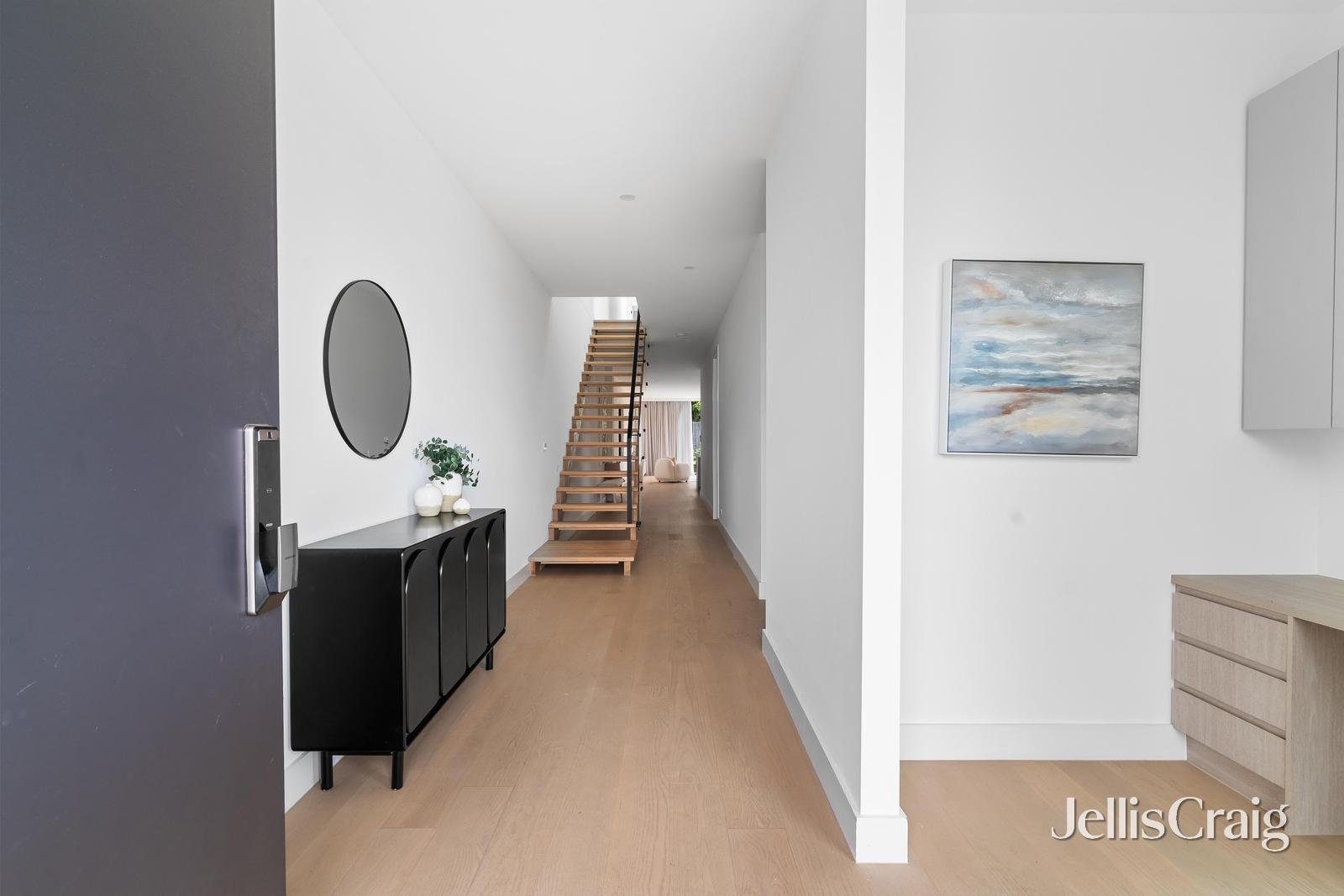 2c Hopetoun Court, Bentleigh East image 6
