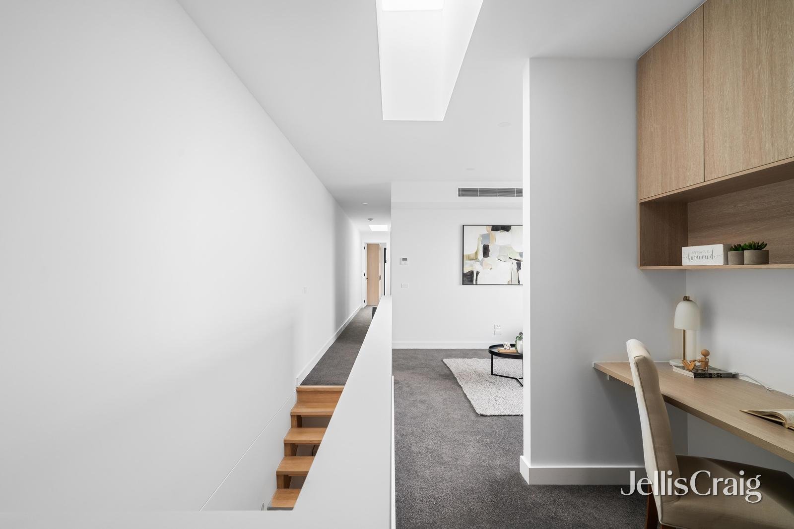 2c Hopetoun Court, Bentleigh East image 7