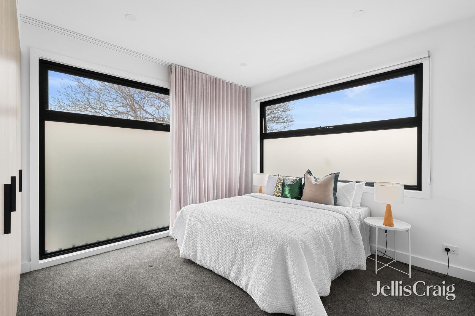 2c Hopetoun Court, Bentleigh East image 10