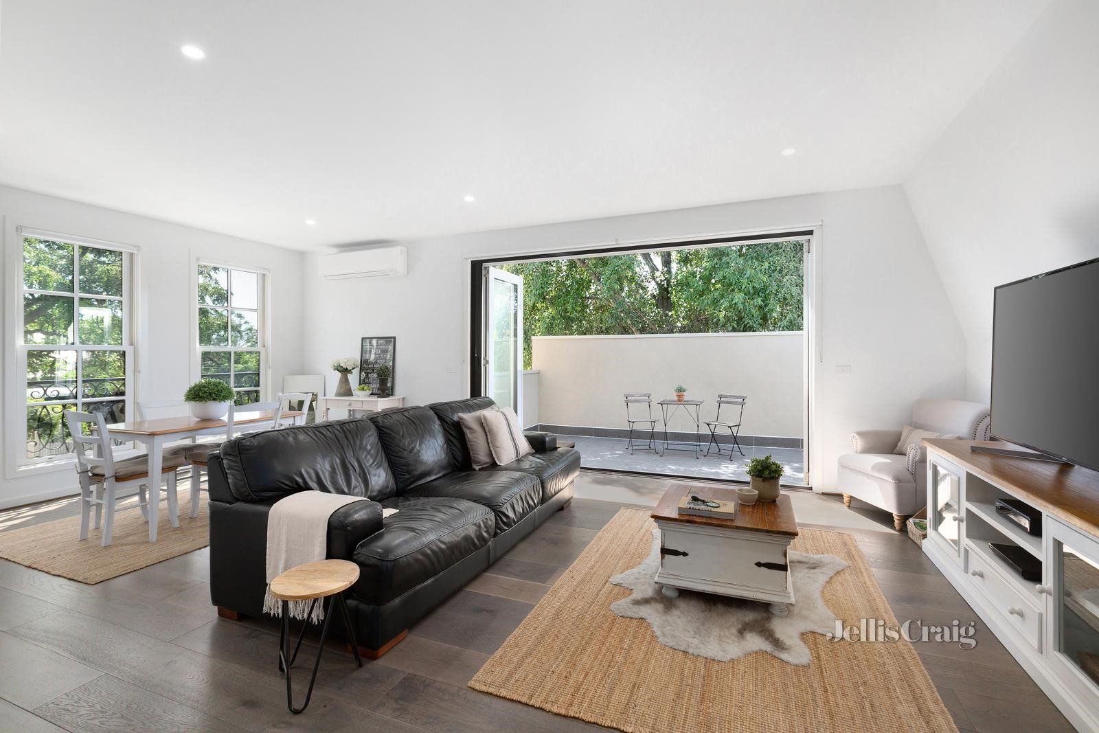 2c Leopold Street, Glen Iris image 2