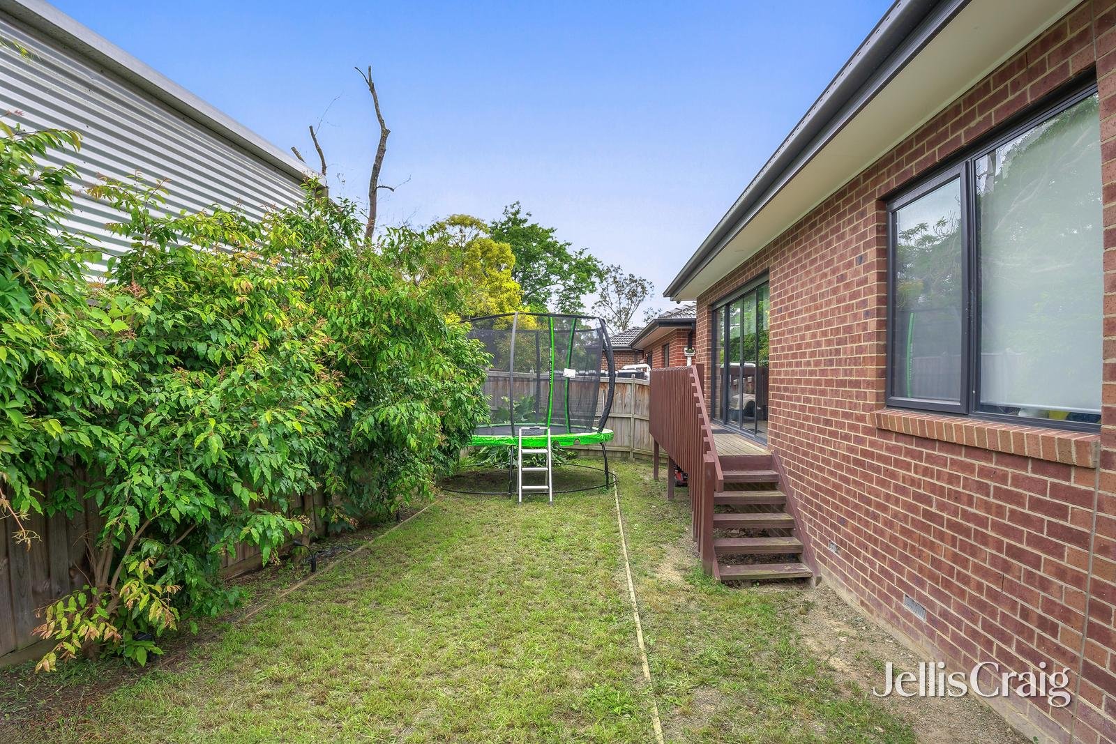 2C Marion Avenue, Croydon image 7