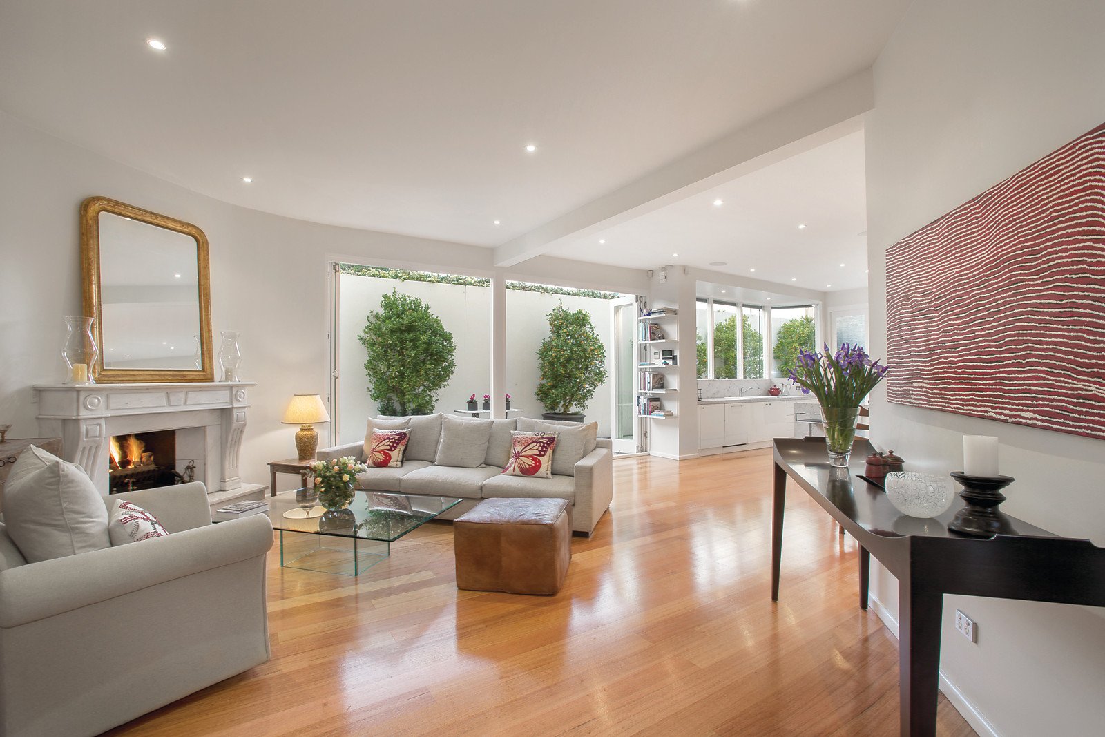 2c Mathoura Road, Toorak image 3